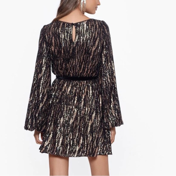 Betsy & Adam Sequin Trapeze Long Sleeve Velvet Self-Tie Belt A-Line Dress - Picture 5 of 12